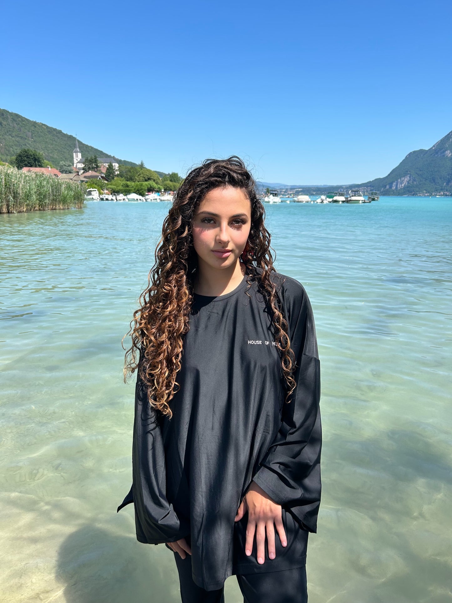 Burkini noir modeste avec hijab inclus House of Noor